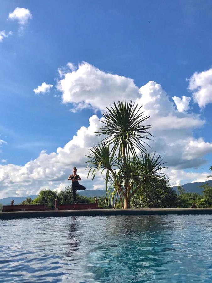 Naga Hill Resort Chiang Rai Exteriör bild