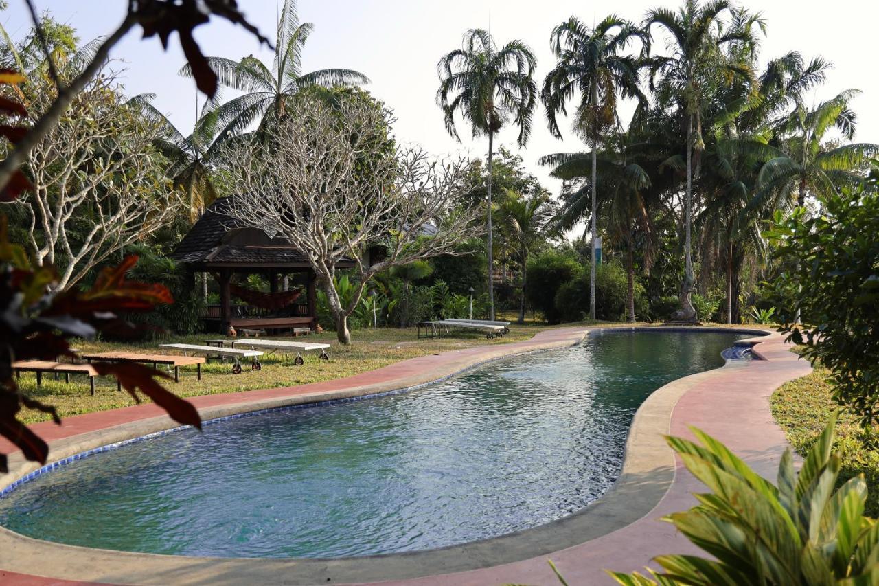 Naga Hill Resort Chiang Rai Exteriör bild